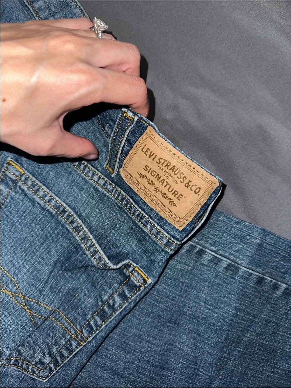 Mens Levis Blue Bootcut Jeans Size 30x32